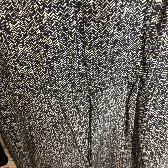 Lou & Grey Dress Size Small - Picture 3 of 7